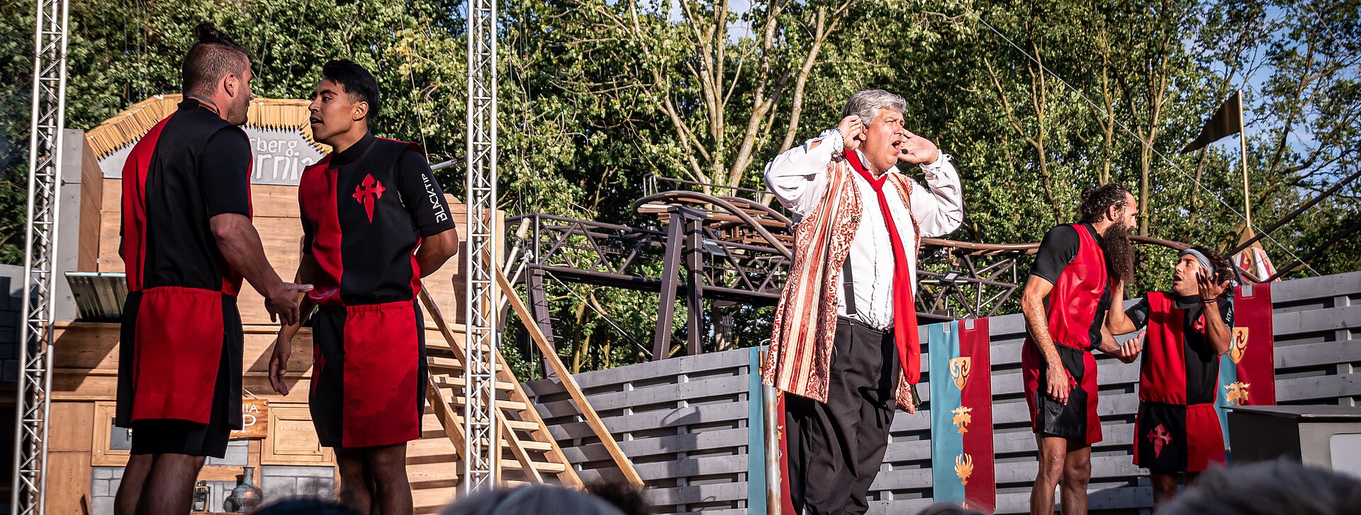 High dive & Stuntshow